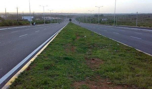 Suraksha Group Wish Town Connectivity - Access to Expressways and Metro